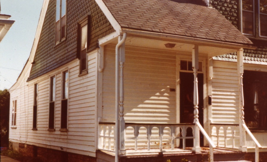 417 Algona, Elgin - Before (1975) | Old House Porches - Dan Miller